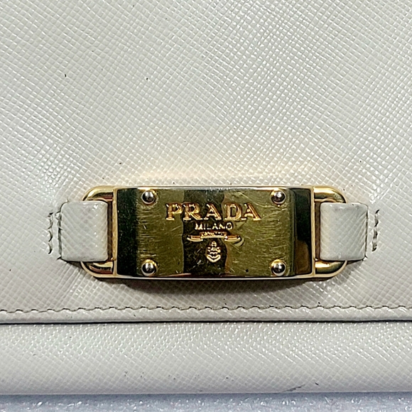 Prada Leather Wallet On Chain - Picture 2 of 8